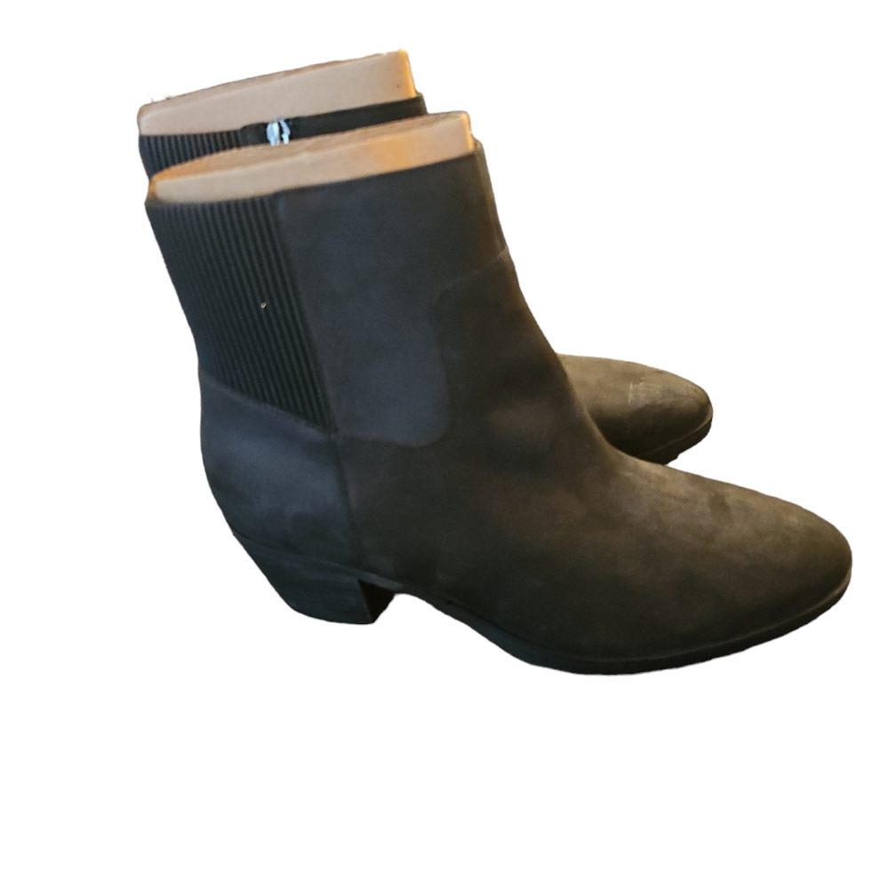 Vionic Shantelle black ankle boots new with tags booties sz 10 waterproof - Picture 5 of 9